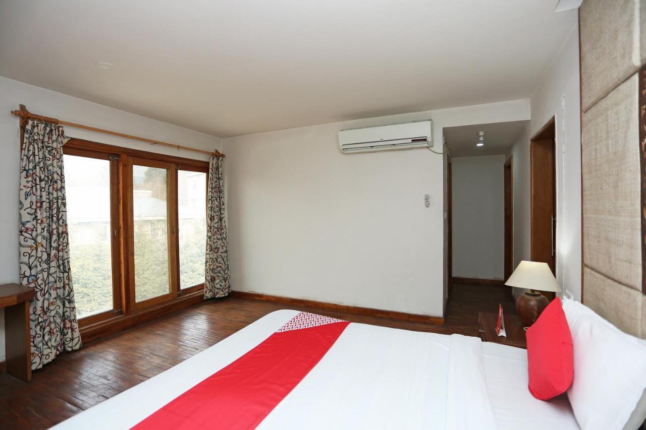 Oyo 27008 Paradise Gateway Hotel Srinagar  Ngoại thất bức ảnh